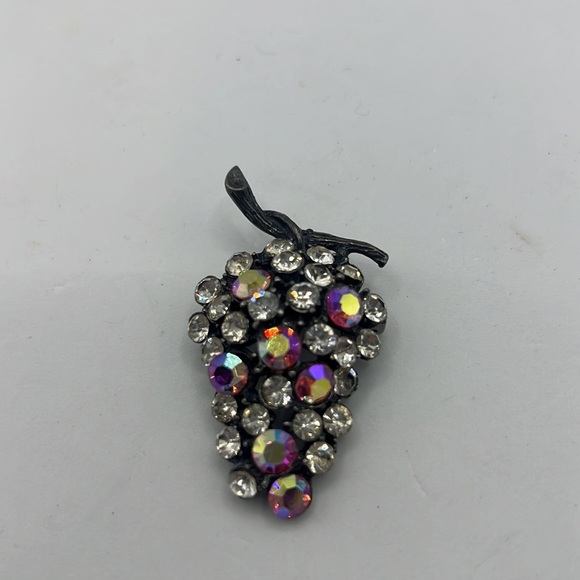 Vintage Rhinestone Grape Fruit Brooch Pin maximalist unique boho indie retro - Picture 4 of 11
